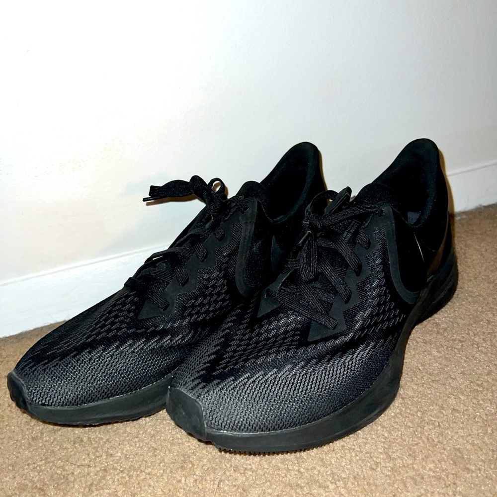 Nikes Zoom Winflo